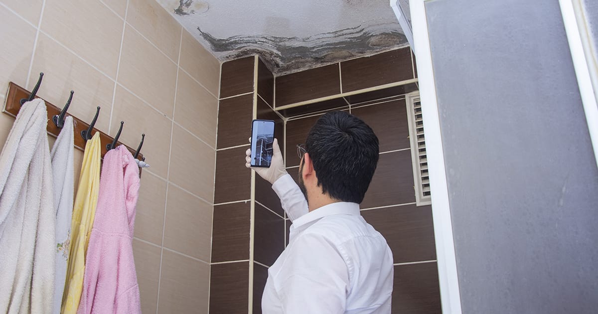 Humidité dans la salle de bain